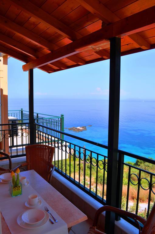 Mari-Christi Apartments Poros  Ngoại thất bức ảnh
