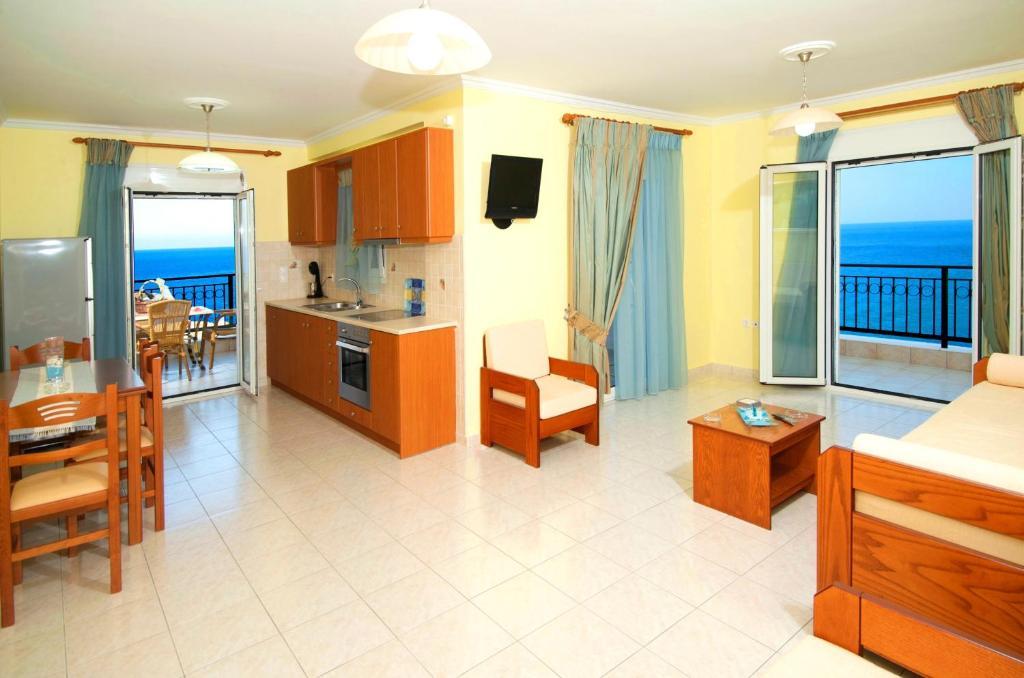 Mari-Christi Apartments Poros  Phòng bức ảnh