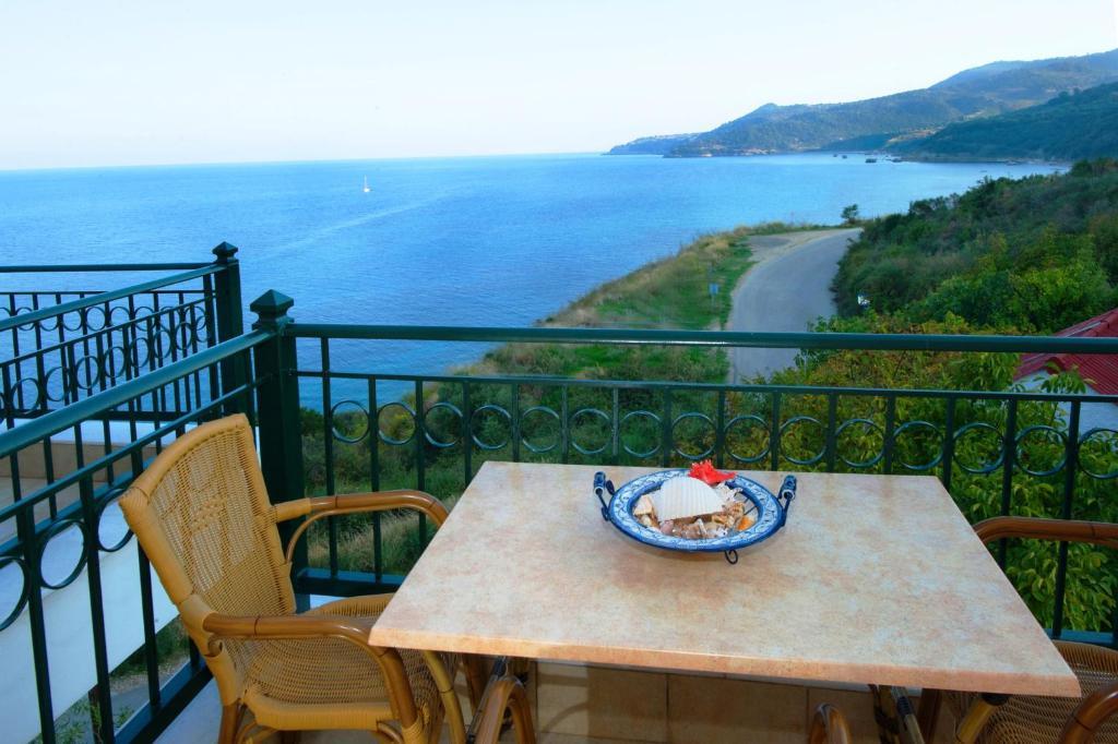 Mari-Christi Apartments Poros  Phòng bức ảnh