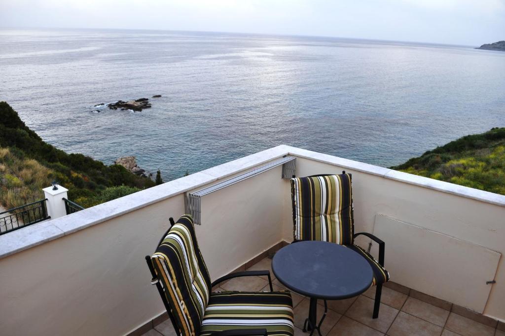 Mari-Christi Apartments Poros  Phòng bức ảnh